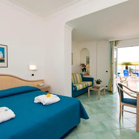 מלון Floridiana Terme 4*