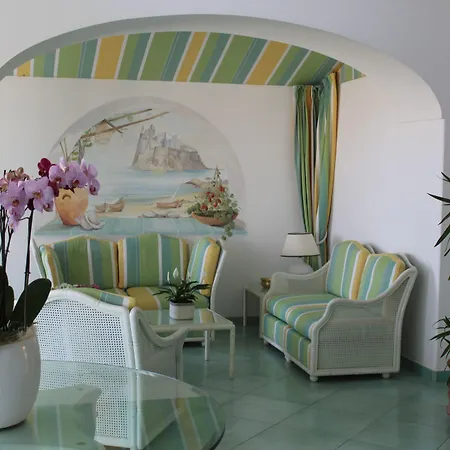 弗拉里蒂尔那泰尔梅酒店 4* 伊斯基亚